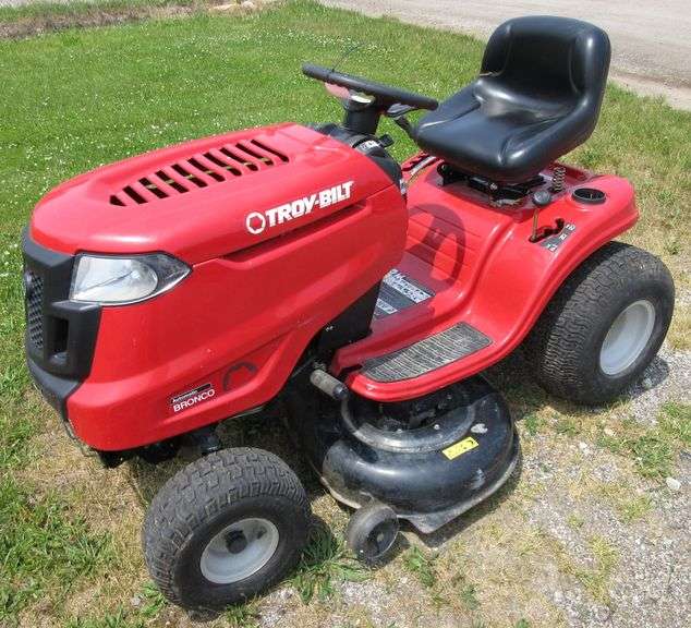 TroyBilt lawn tractor, good Albrecht Auction Service