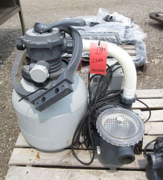 Intex sand filter and pump for above ground pool, model SF70110, 24" x