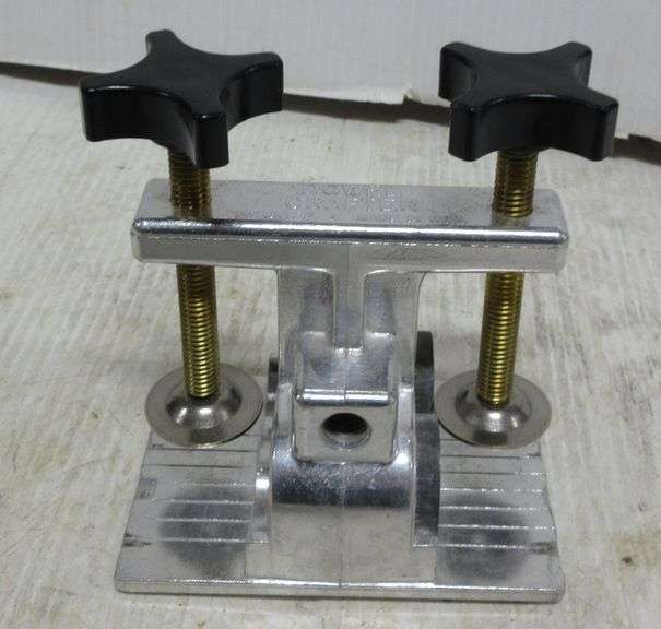 Dowel rafter self aligning doweling jig, made in USA, Model DC125, 4"H