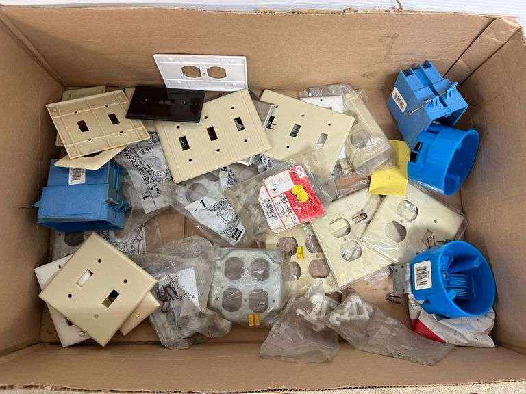 Electrical plug covers, new and used; Other electrical boxes Albrecht