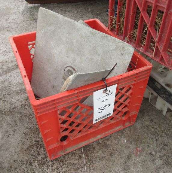 Milk crate full of concrete tools, used Albrecht Auction Service