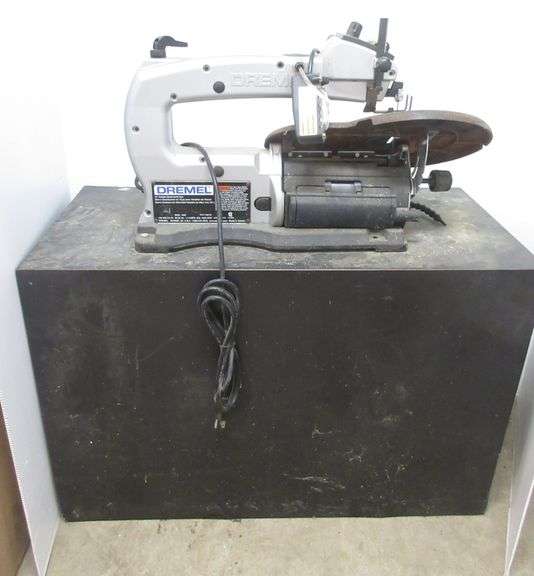 Dremel variable speed scroll saw, Model 1680, 16", never used, NOS