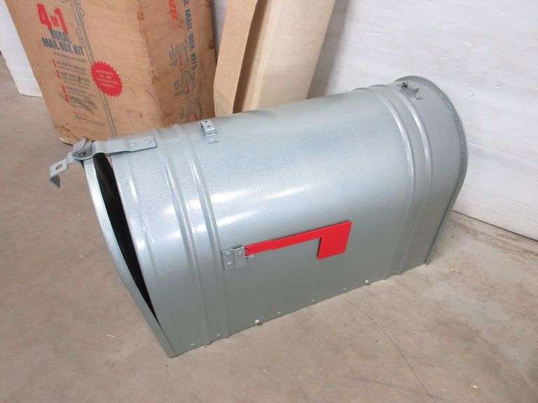 Jumbo mailbox with post Albrecht Auction Service