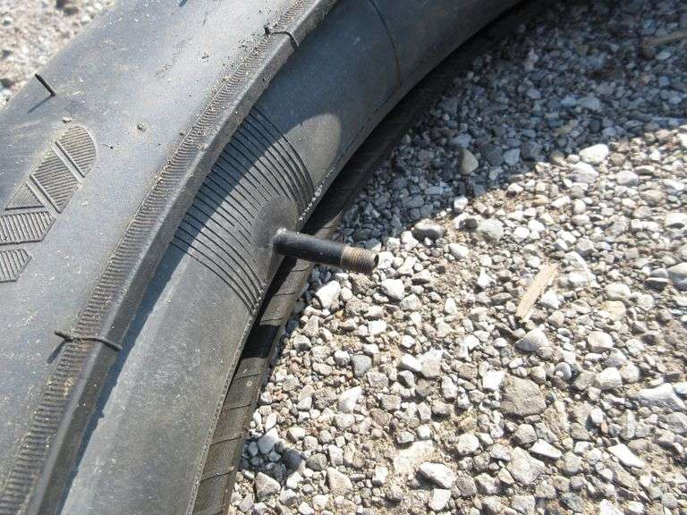 Large bike wheels Albrecht Auction Service