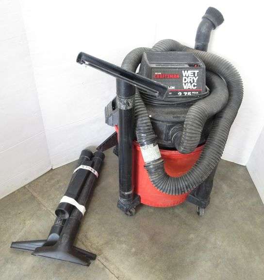 Craftsman 12gallon wet/dry vac with extra hose attachments, no filter