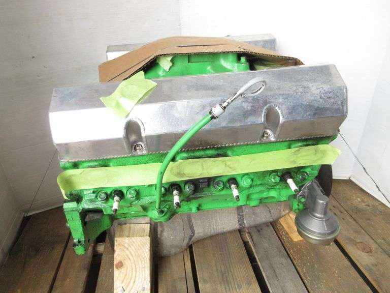 Small block Chevy, 350 cubic inch, long block, original from 1985