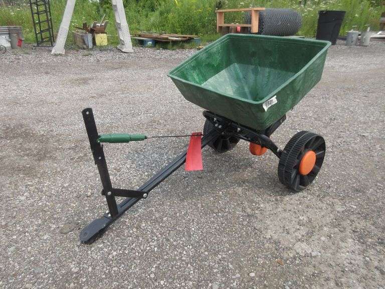 Scotts pullbehind fertilizer spreader, works great Albrecht Auction