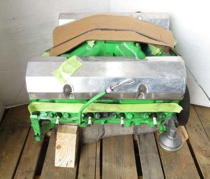 Small block Chevy, 350 cubic inch, long block, original from 1985