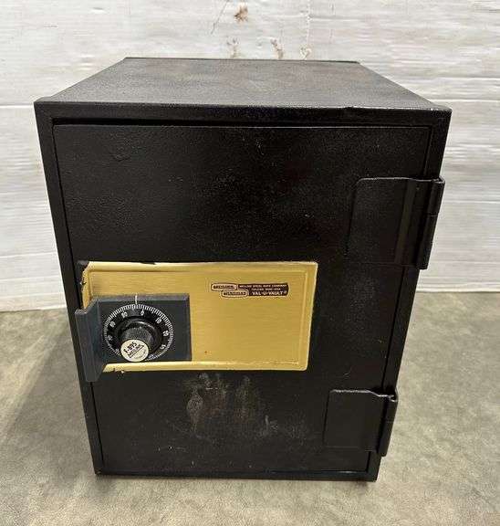 Meilink Hercules safe, F895, 12 1/2"W x 13 1/2"D x 16"H, good, works