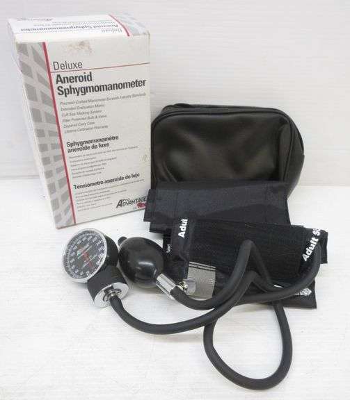 Pro Advantage Aneroid sphygmomanometer for accurately checking blood