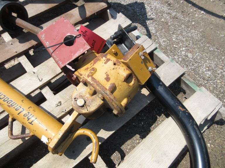 Leinbach 3Point post hole auger with 12" auger Albrecht Auction Service