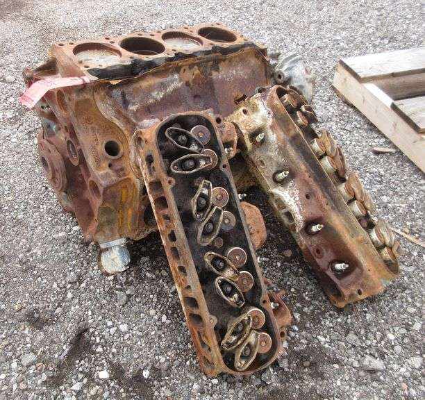Pontiac engine block and heads, 19651966, Codes 9778789 YC, Heads