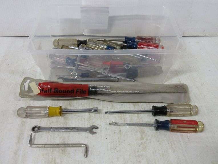 craftsman-tools-includes-23-screwdrivers-box-end-wrenches-and