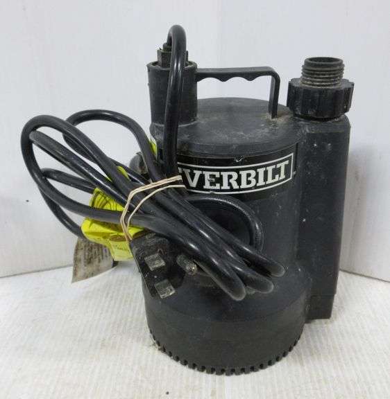 Everbilt 1/6 HP plastic utility pump, used, works well Albrecht