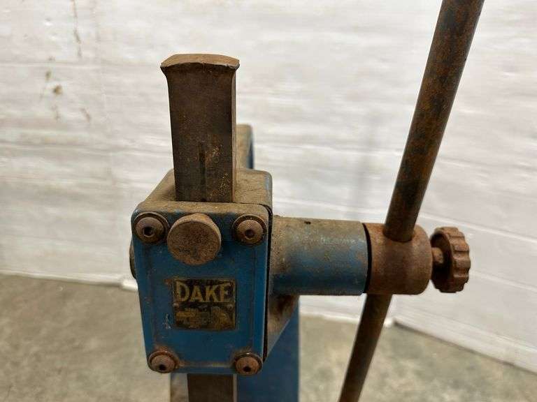 Dake No. 1 arbor press Albrecht Auction Service