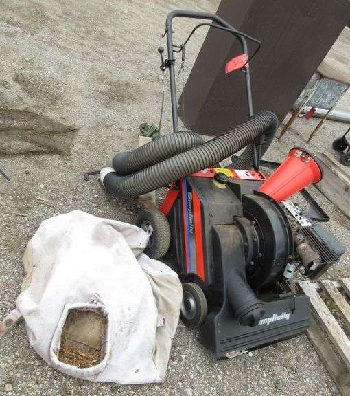 Simplicity lawn vacuum/chipper/shredder, model 825, includes extension