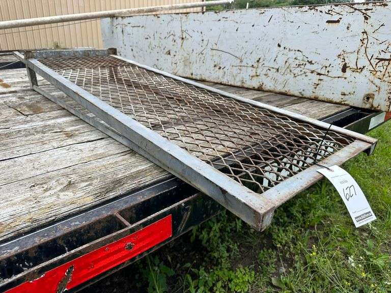 Steel Ramp/Roof Rack with Expanded Metal Decking, 20