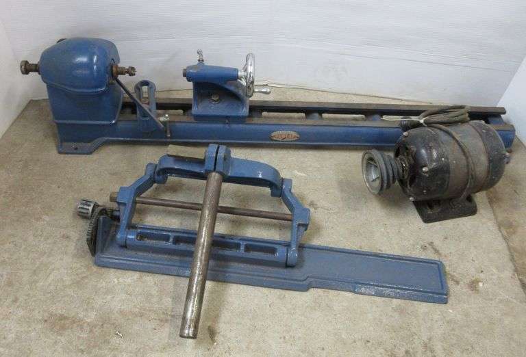 Dunlap wood lathe with Craftsman 1/2 HP electric motor, works
