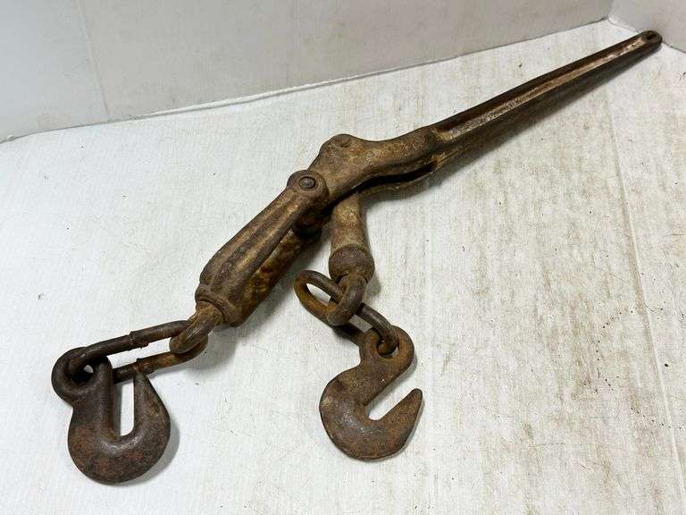 Heavy duty chain binder, made in Evart, MI., 24"L, works great