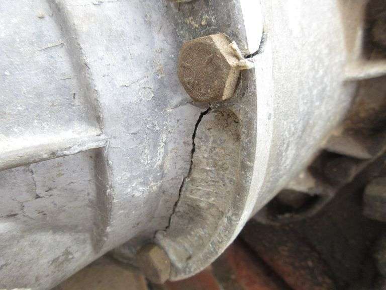 Chevy 4x4 transmission and transfer case, 400 turbo and new process 203 transfer case Albrecht