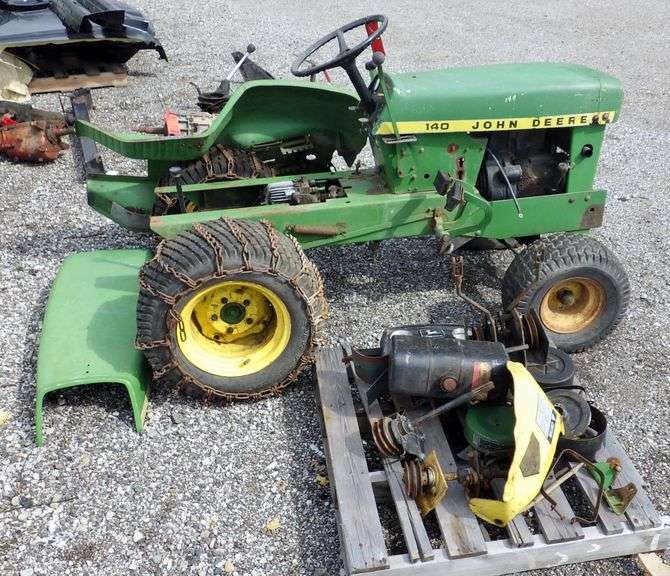 Older John Deere 140 lawn/garden tractor with parts, Kohler engine, for