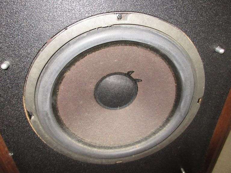 (2) Avid Speakers, each 15"W x 9 1/2"D x 25"H Albrecht Auction Service