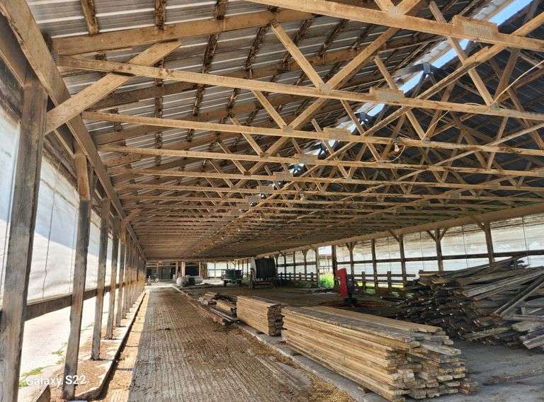 This item Selling ABSOLUTE! Pole Barn, 42'W x 184'L with 11'H Side