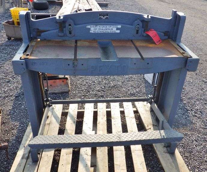 Pexto 36" metal shear Albrecht Auction Service