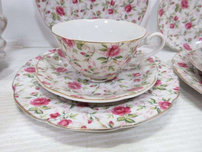 Lefton China tea set, handpainted Albrecht Auction Service