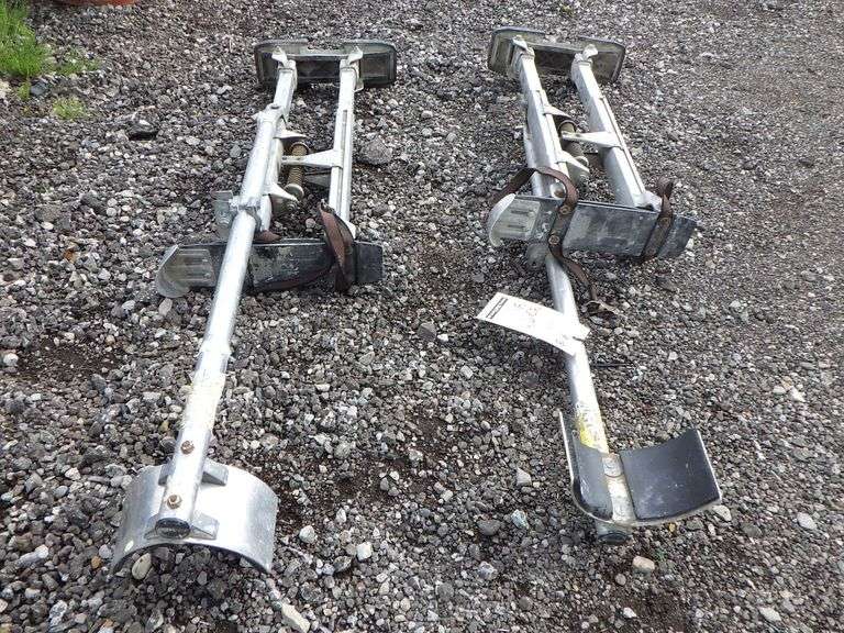 Drywall stilts, good Albrecht Auction Service