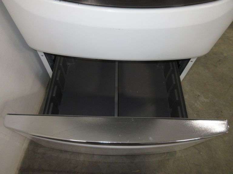 Maytag Maxima XL high efficiency electric load dryer, includes the