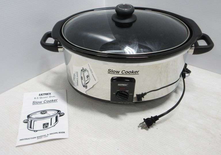 ULTREX 6.5Quart Oval Slow Cooker, Model No. 14005, in new condition