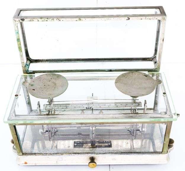 Vintage Torsion Balance Compact Pharmacist Scale. The Auction Vault