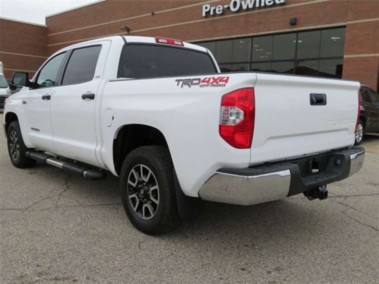2016 Toyota Tundra 4x4 CrewMax SR5