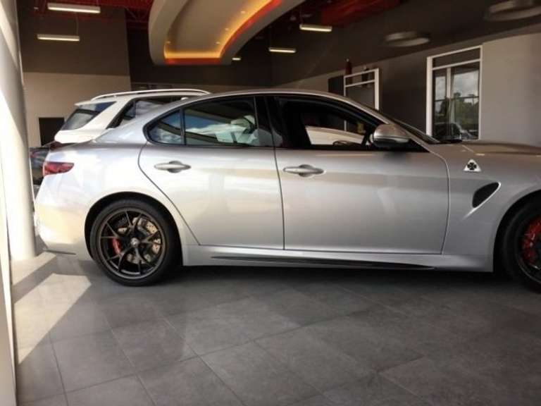 2017 Alfa Romeo Giulia Quadrifoglio