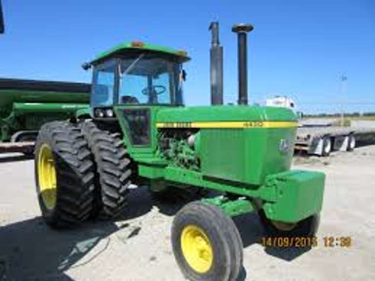 John Deere Mod. 4430 diesel,