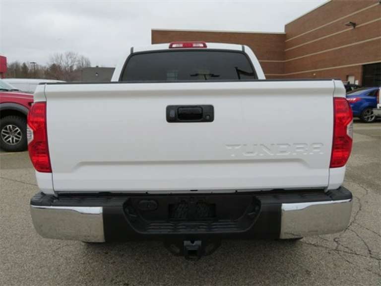 2016 Toyota Tundra 4x4 CrewMax SR5