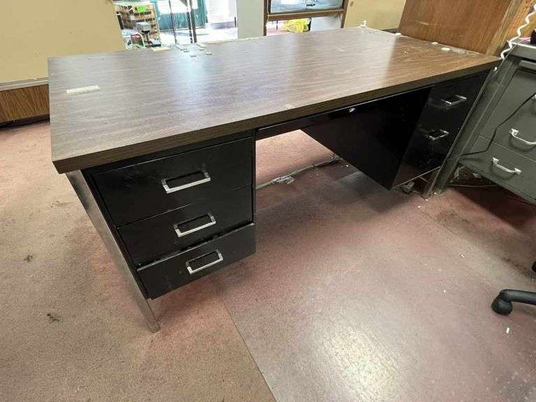 Metal Executive Desk Auctions ASAP