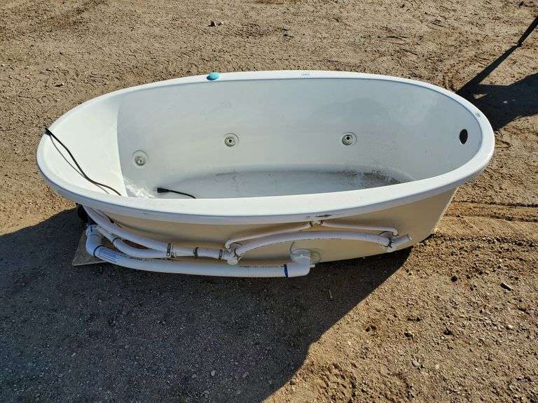 Clarke 75 Gallon Jacuzzi Tub Assiter Auctioneers
