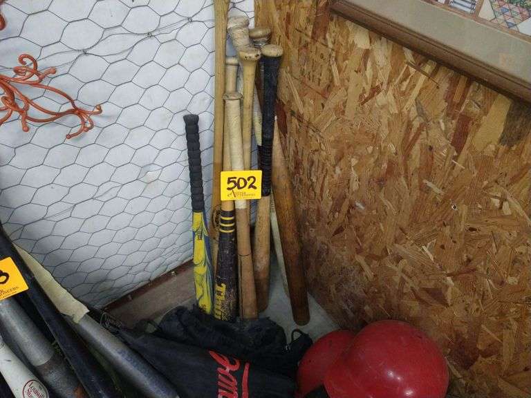 Wood Bats Assiter Auctioneers
