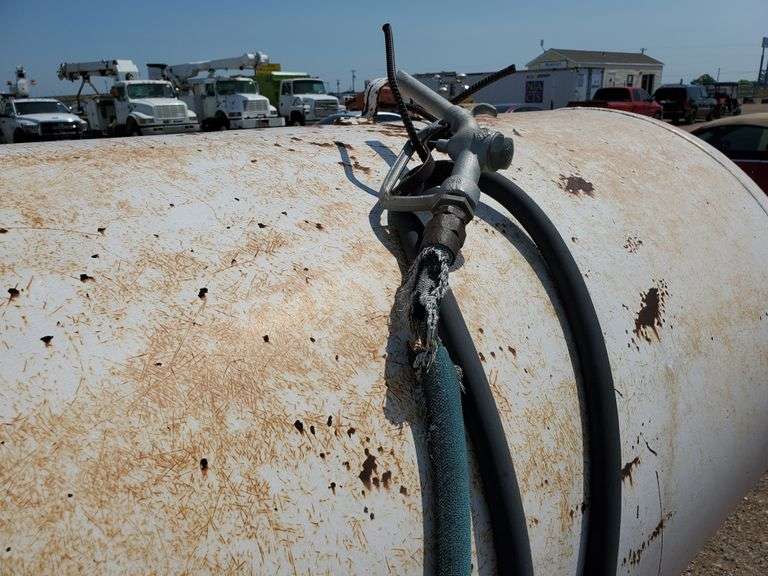 1,000 Gallon Air Pressurized Fuel Tank 1,000 Gallon Air Pressurized