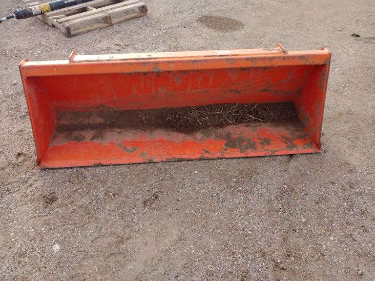 Kubota L2256 Quick Attach Bucket Assiter Auctioneers