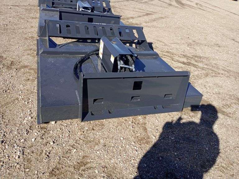 2022 WOLVERINE ZW-BC-0072W Brush Cutter - Assiter Auctioneers