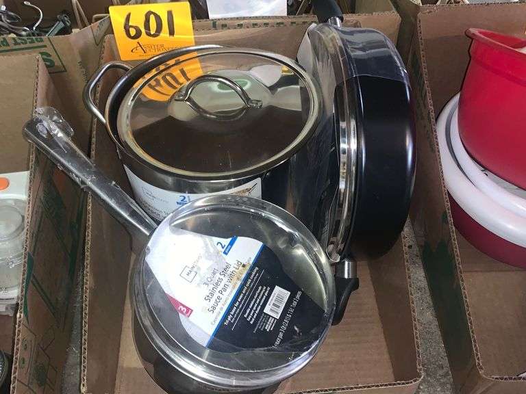 Mainstay Cooking Pans, Incl. Skillet, Pot, & Lids Assiter Auctioneers