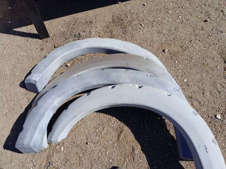 4 Wheel Well Covers for trucks Assiter Auctioneers