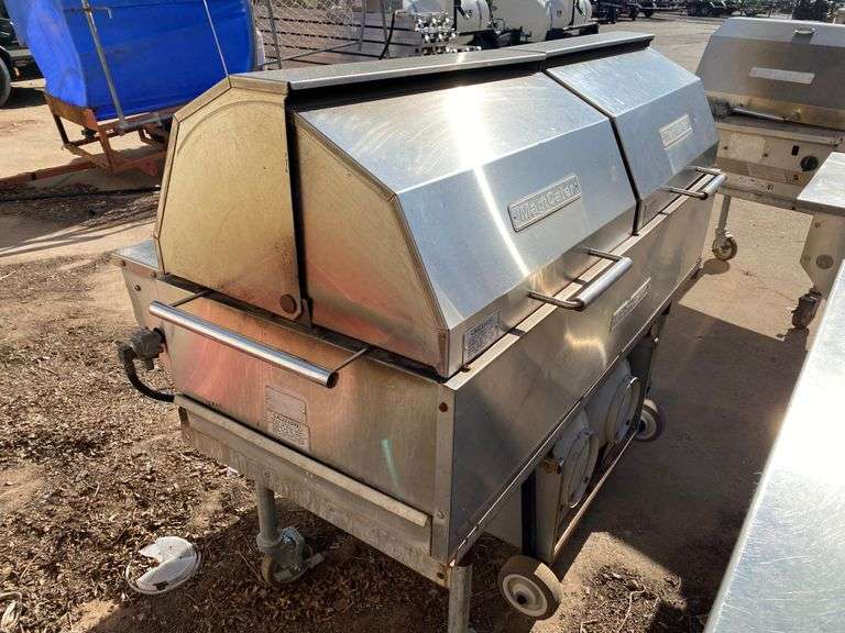 MagiCater Propane 2 Grill Assiter Auctioneers