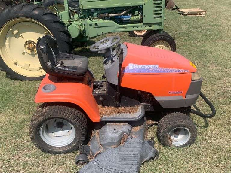 Husqvarna Riding Lawnmower 22hp Model GT2254, Needs Repair Assiter