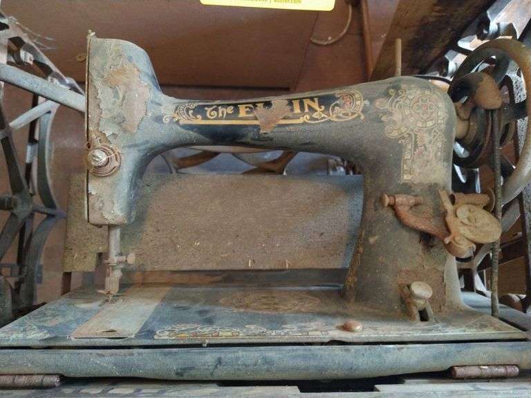 Vintage/Antique Elgin Sewing Machine Assiter Auctioneers