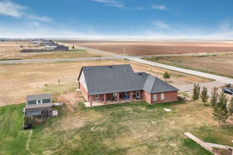 13120 FM 2219 Country Property Close to Town