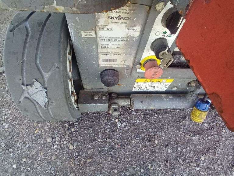 2014 Skyjack Scissor Lift Assiter Auctioneers